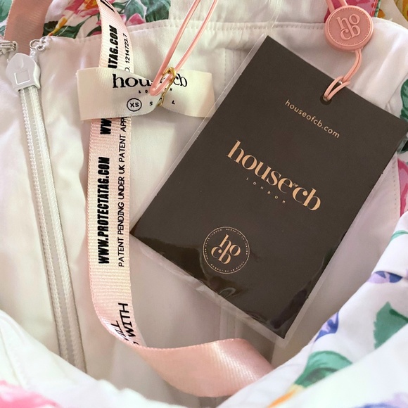 NEW House of CB Emmelina White Vintage Rose Print Dress XS - Picture 16 of 17